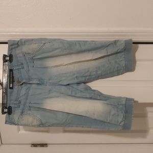 denim capri